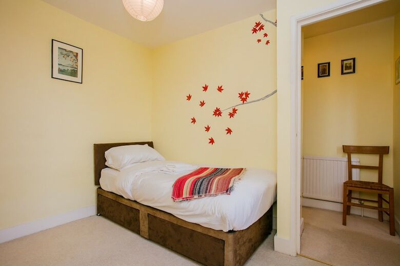 Beautiful 2 Bedroom Apartment In Kennington