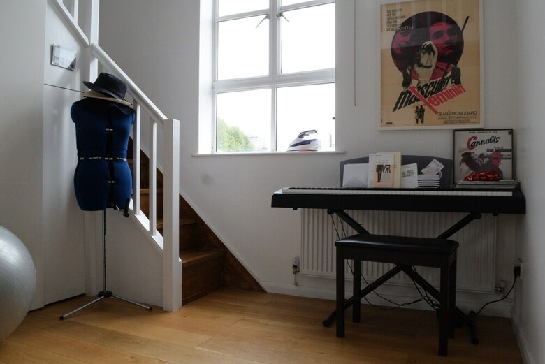 Bright 2 Bedroom Apartment Along The Thames