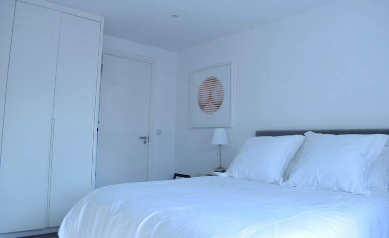 Spacious 1 Bedroom Apartment In Clapham