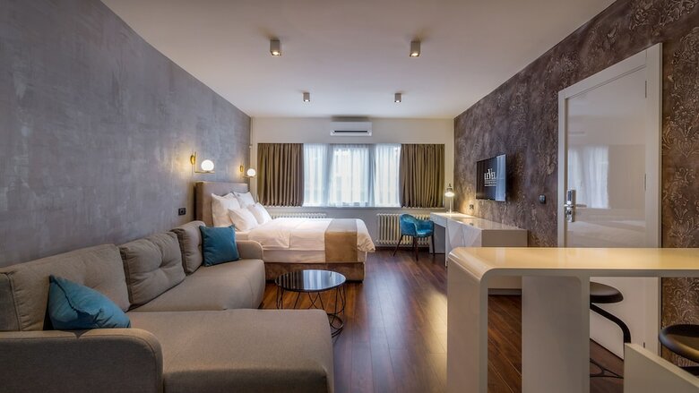 Hotel Level Luxury Suites