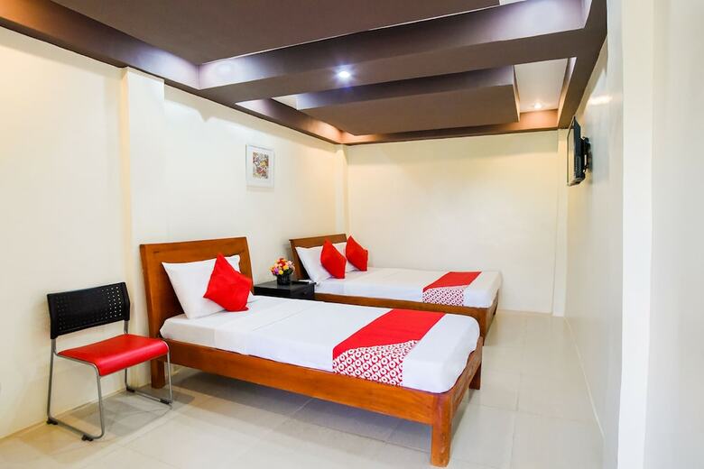 Hotel Oyo 126 Migos Place