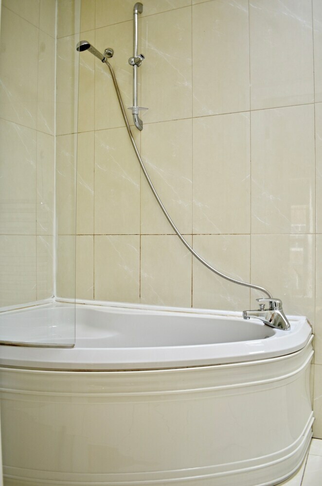 Spacious 3 Bedroom House In Ballsbridge