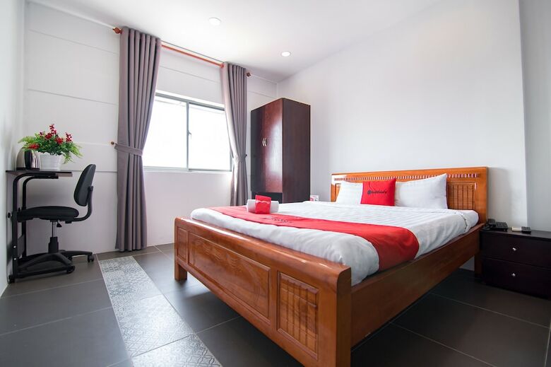 Hotel Reddoorz Plus Near Hoang Van Thu Park 2