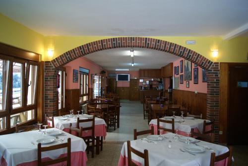 Hotel Garganta Del Cares