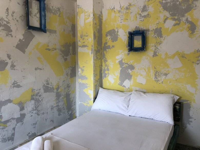 Hostal Kisas Place