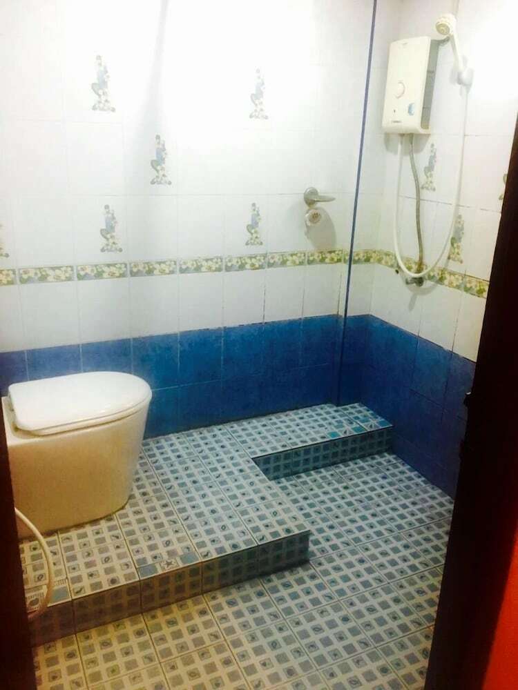 Nakhonesack Hotel III