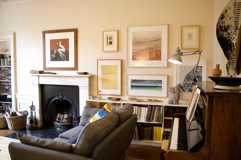 Stylish Georgian Apartment In Leith