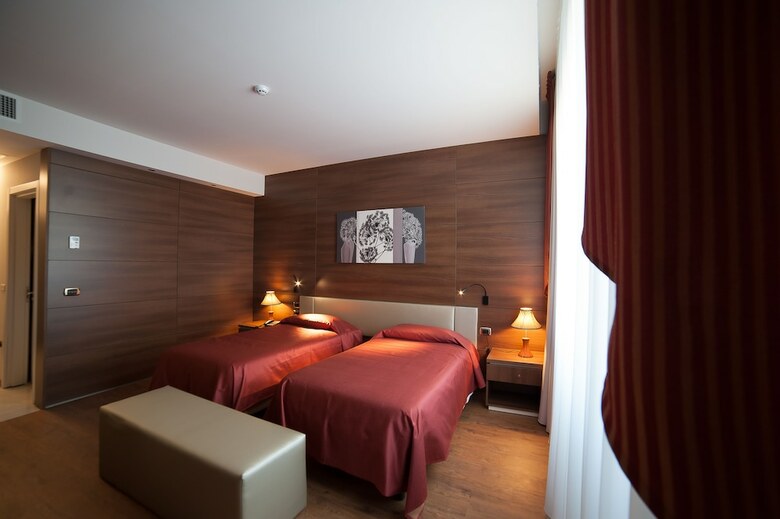 Posada Family Hotel