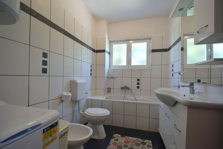 Apartments And Room Blazevic