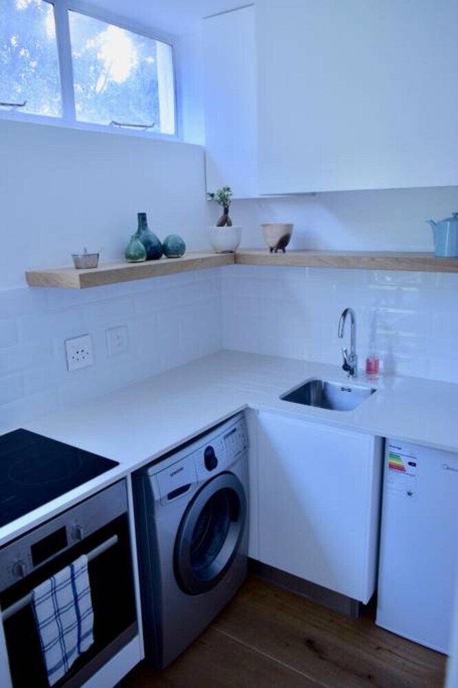Stylish Studio Apartment In The City Centre