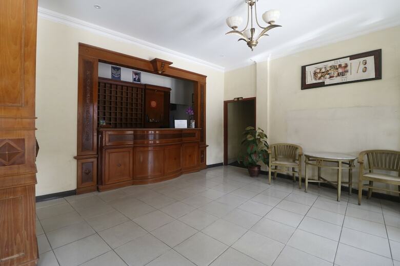 Hotel Reddoorz Plus Near Jambi Prima Mall