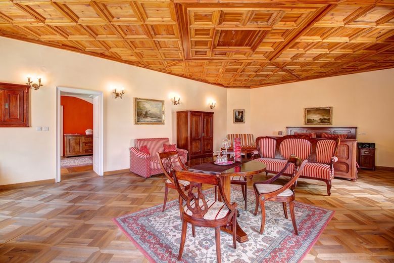 Pension Penzi�n Cosmopolitan Ii.