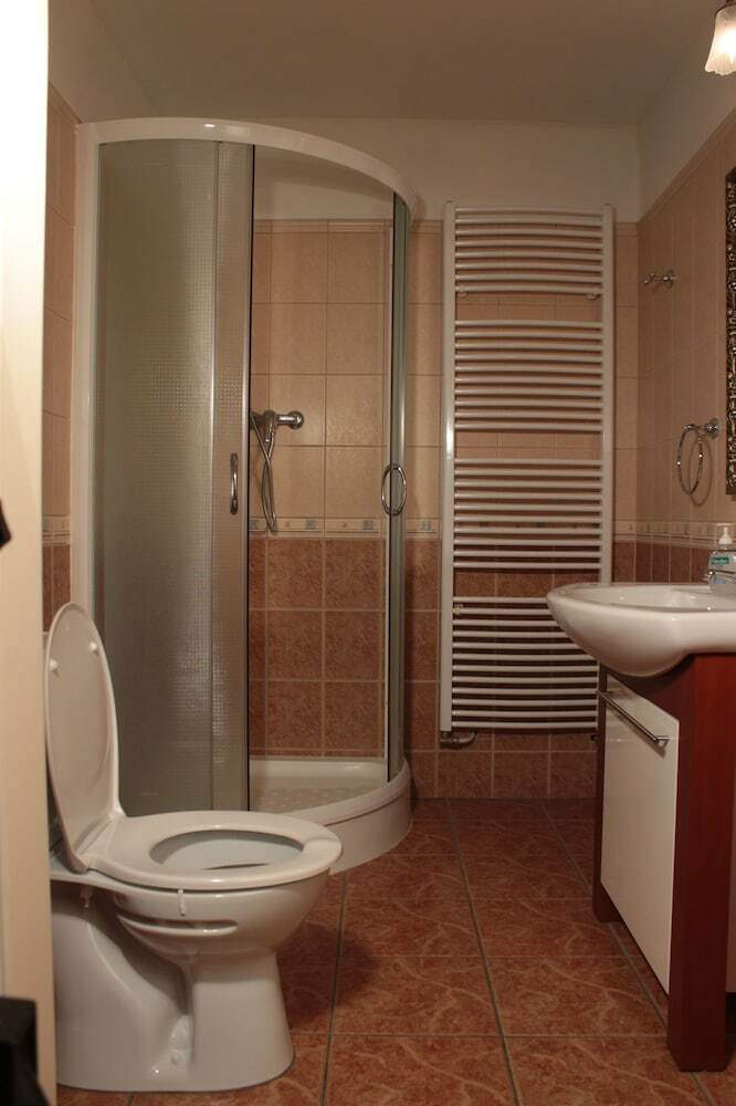 Pension Penzi�n Cosmopolitan Ii.