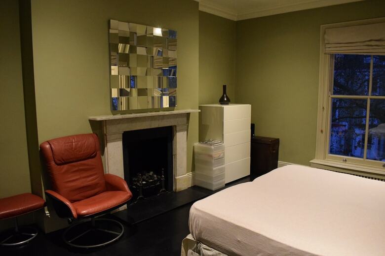 3 Bedroom Apartment In Kensington