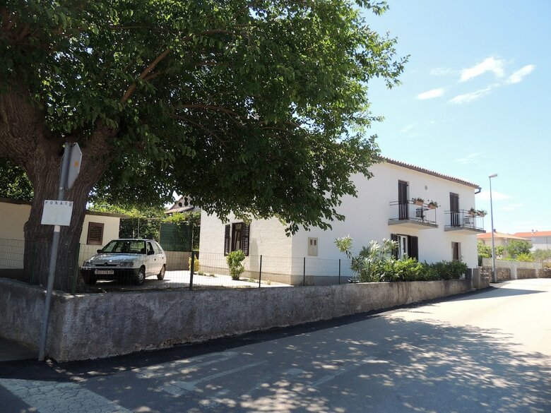 Apartamentos Rooms Anica