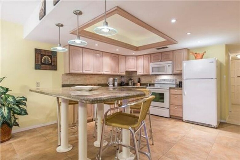 Saida III Condominium 806