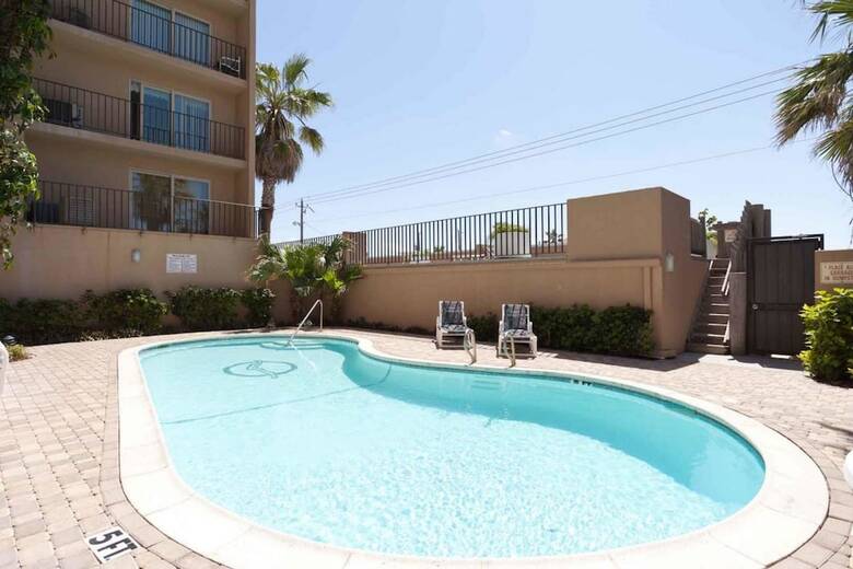 Seagull Condominium 202