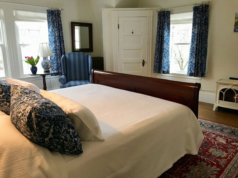 Bed & Breakfast The Belmont Inn