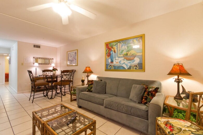 Florence I Condominium 304