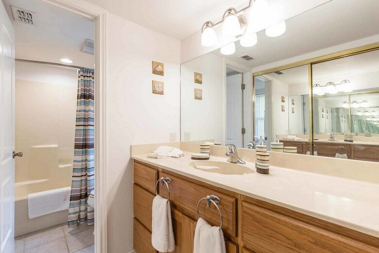 Suntide II Condominiums
