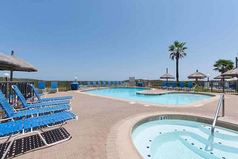 Saida Royale Condominium 9044-45