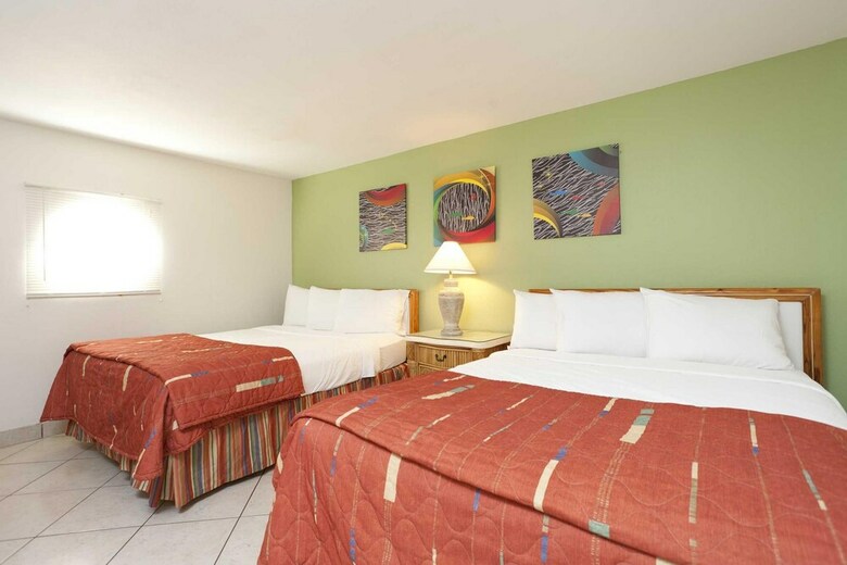 Bahia Mar Condominiums