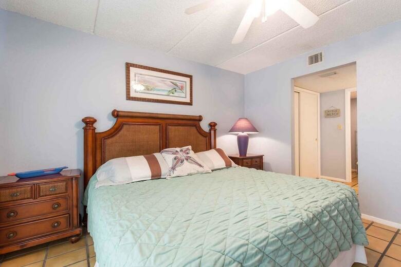 Beach View Condominium 306