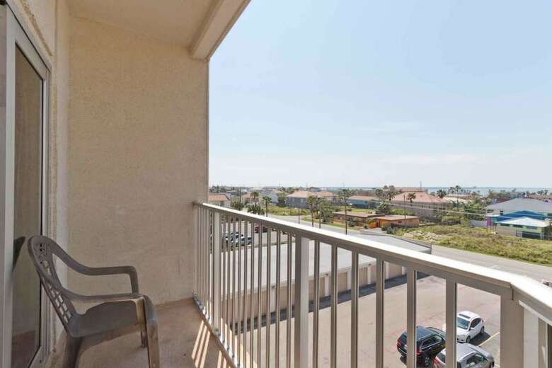 Aquarius Condominium