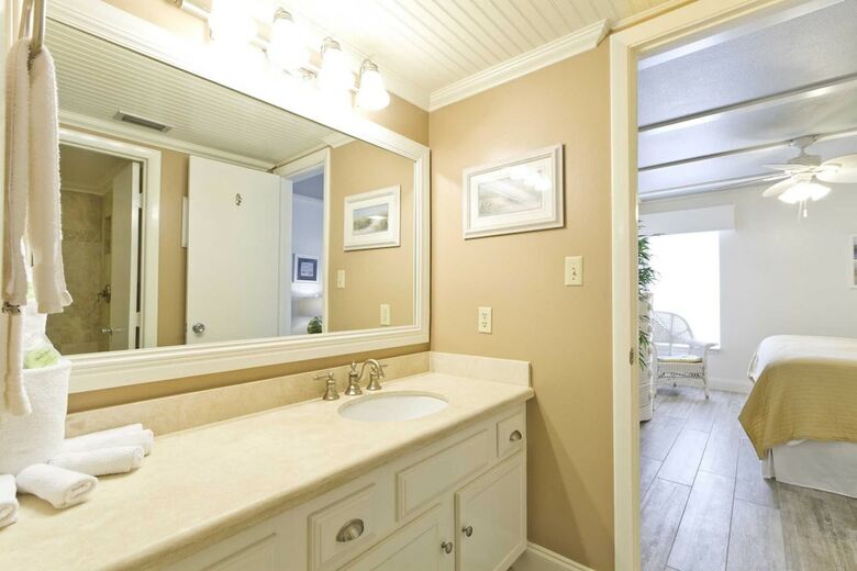 Edgewater Condominium By Padre Island Rentals