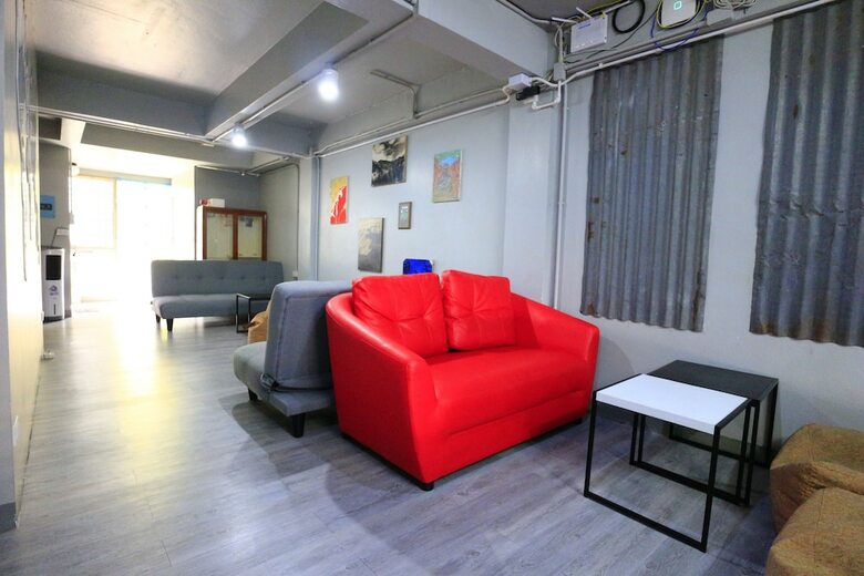 Hostal Aeou Hostel & Coffee - Adults Only