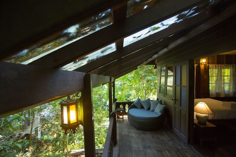 Hotel Baan Suphanbhum - Teddu Inn Maekampong