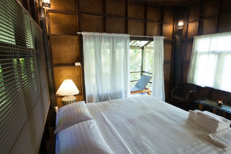Hotel Baan Suphanbhum - Teddu Inn Maekampong