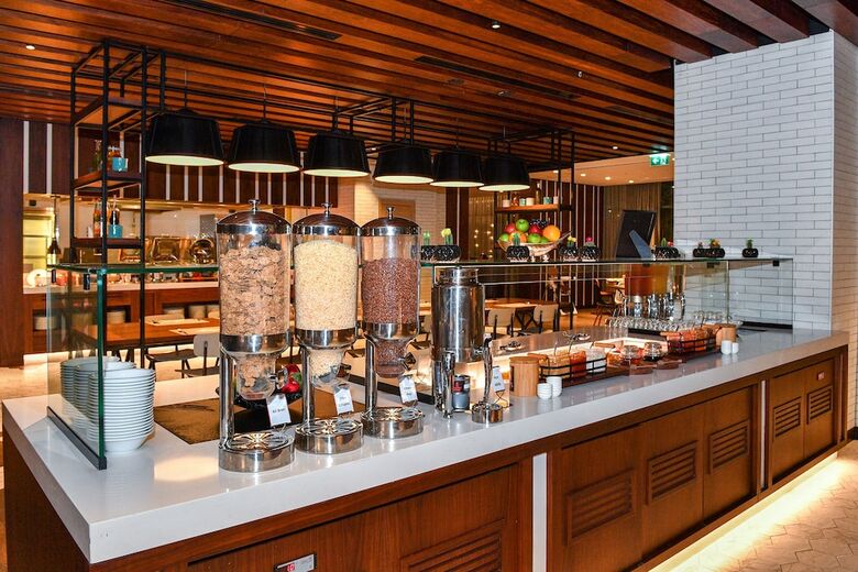 Hotel Millennium Al Barsha