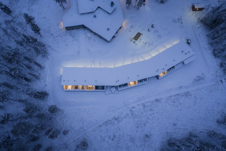 Villa Aurora Igloos & Suites