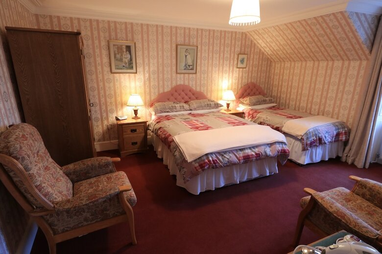 East Challoch Farm Bed And Breakfast