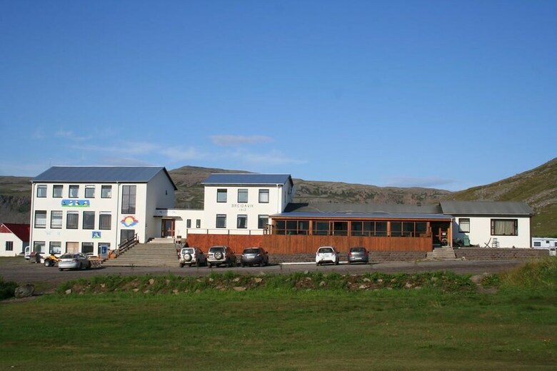 Hotel Brei�av�k L�trabjarg