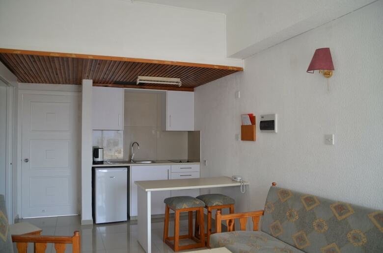 Boronia Hotel Apartments