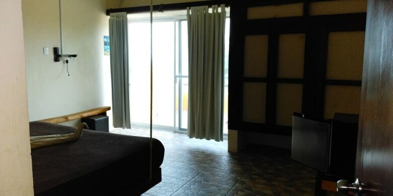 Hostal Mahasand Suites, Hostel & Hotel