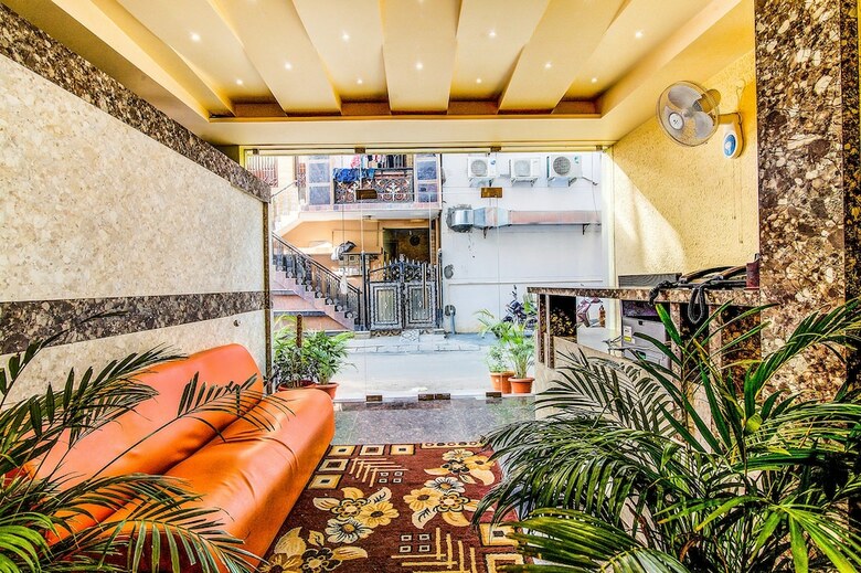 Fabhotel Vipra Enclave