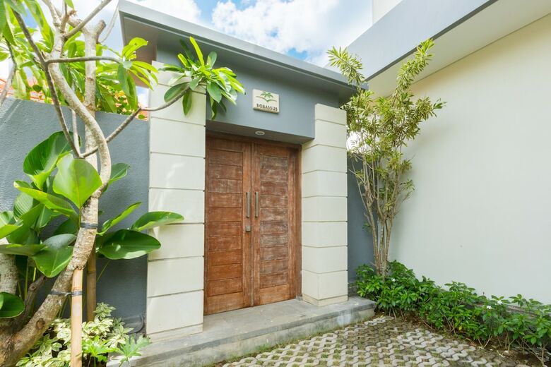 The Kings Villas And Spa Sanur