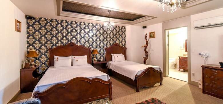 Ed Hotel