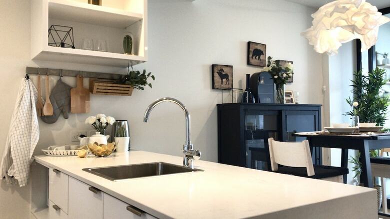 Cozy Apartment With Riverside Views