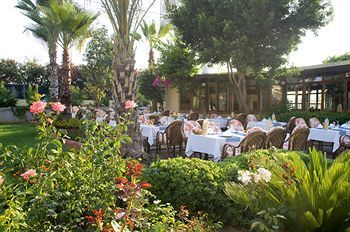 Hotel Beach Club Doganay