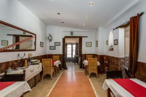 Hostal The Olive Tree