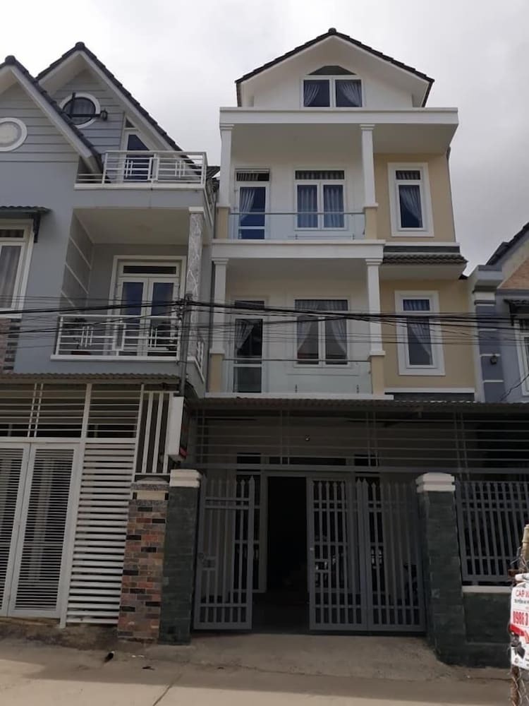 Hotel Hostel Hoa Phu