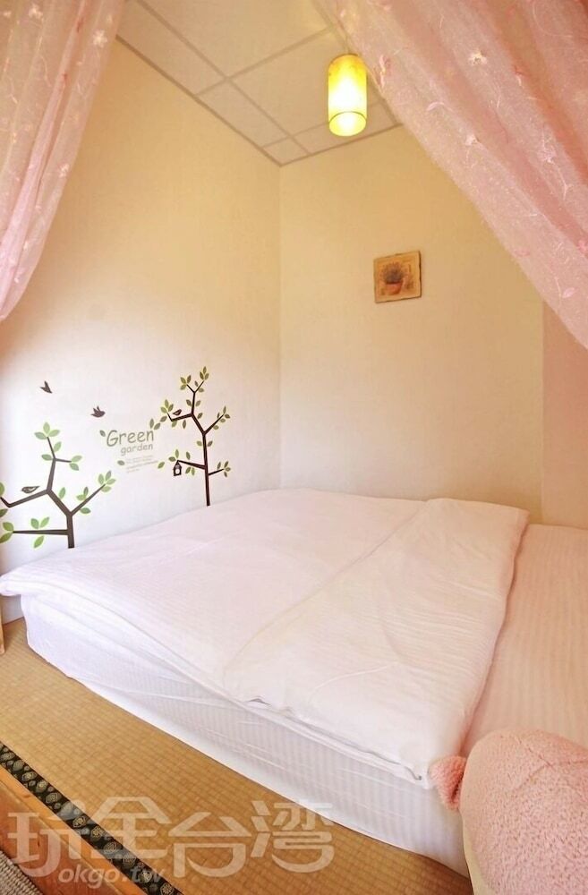 Bed & Breakfast Fruit House