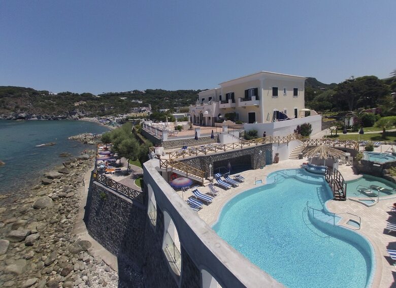 Hotel Tritone Resort & Spa