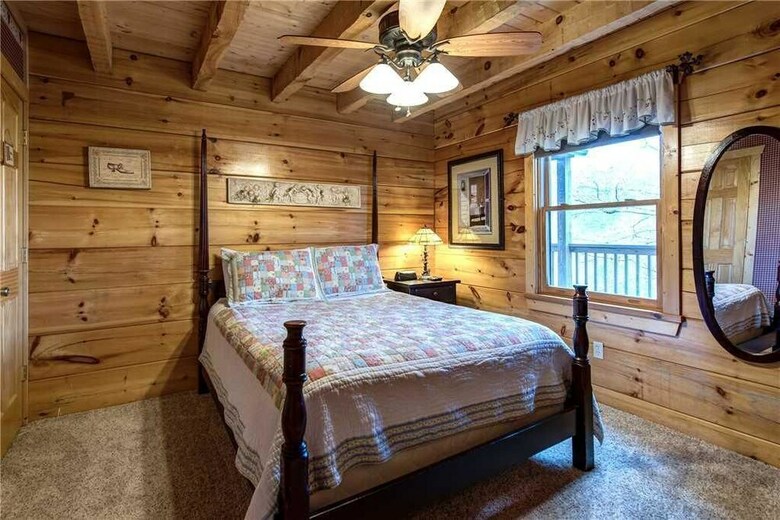 Lazy Cub Lodge - Three Bedroom Cabin