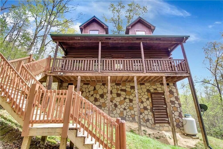 Makin Memories - Two Bedroom Cabin