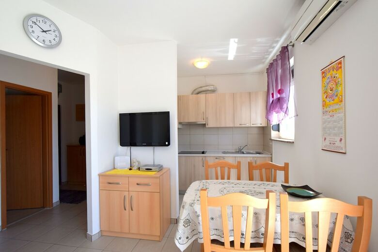 Apartment Jela